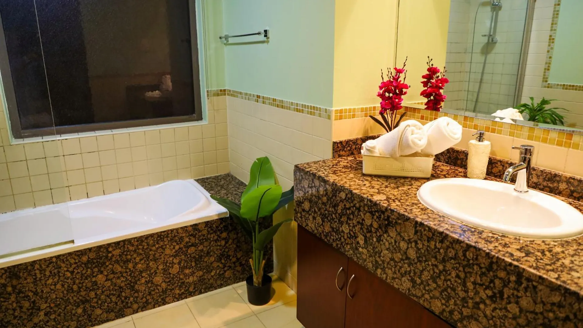 Aparthotel Stayforless Travellers Stay At Beachside Jbr Location Dubai United Arab Emirates