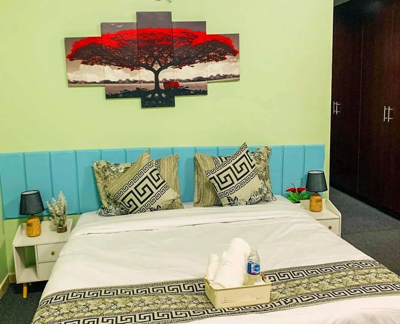 Stayforless Travellers Stay At Beachside Jbr Location Dubai