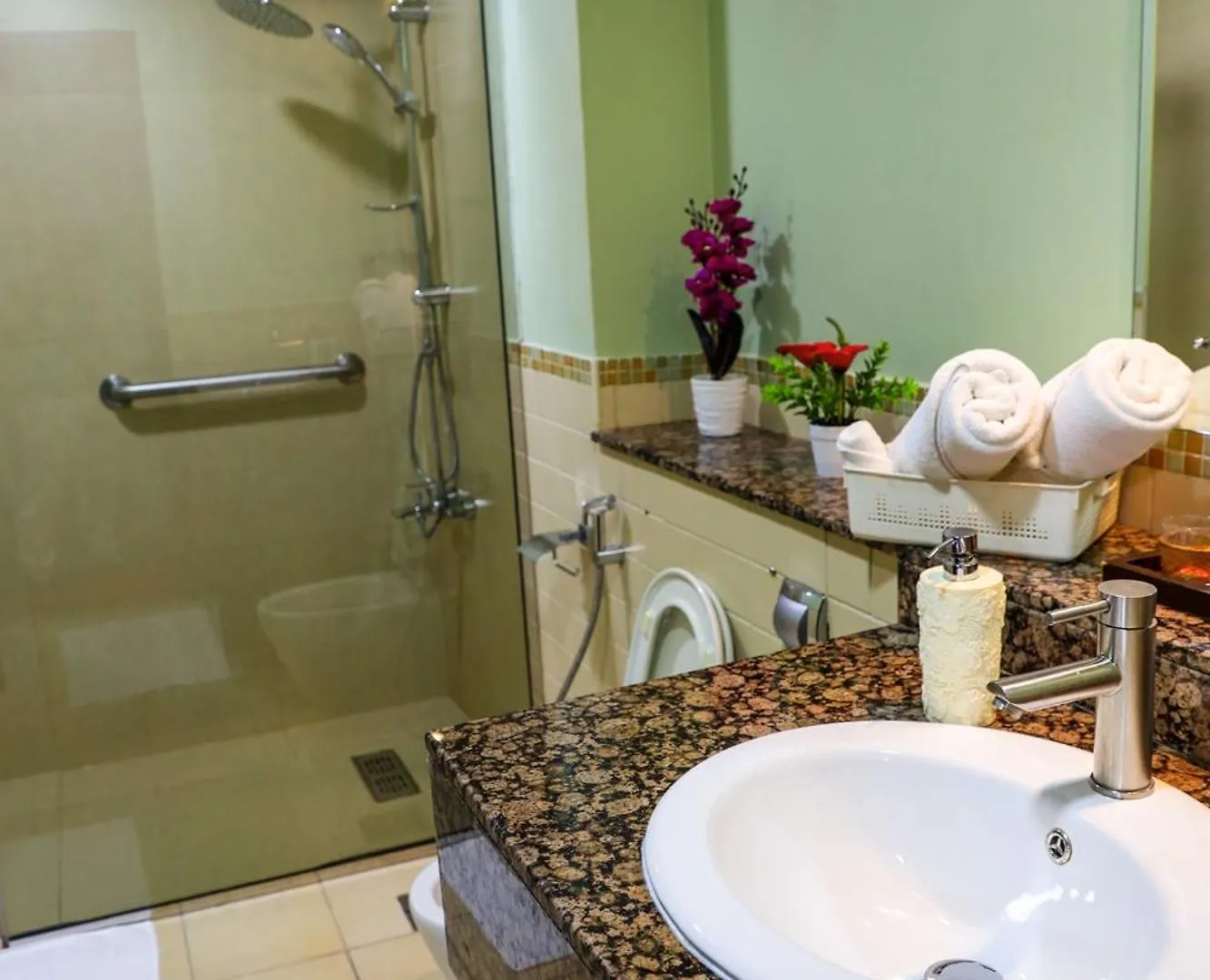 Stayforless Travellers Stay At Beachside Jbr Location Dubai Aparthotel