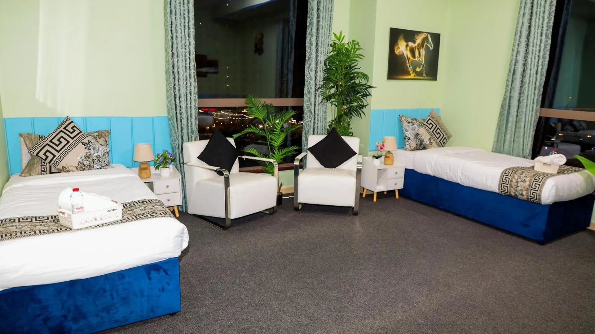 Stayforless Travellers Stay At Beachside Jbr Location Dubai United Arab Emirates